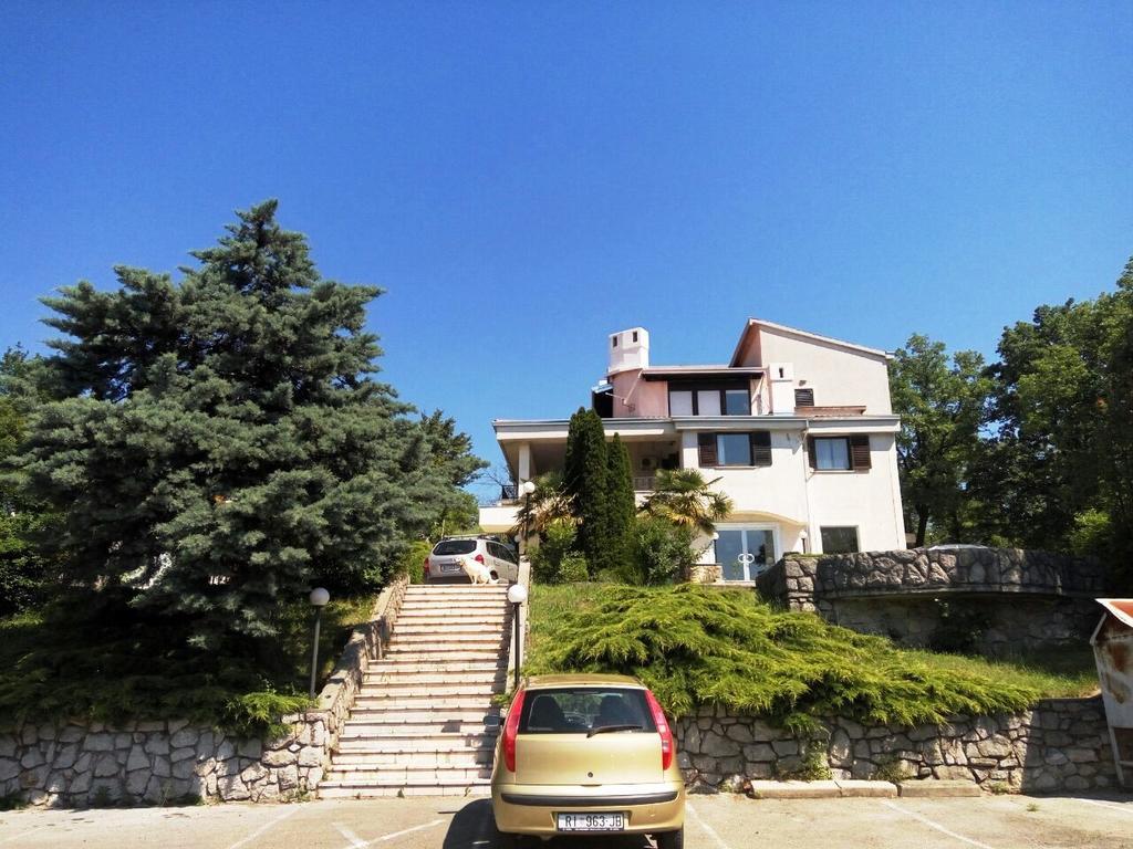 Apartment&Room Romano Matulji Exterior photo